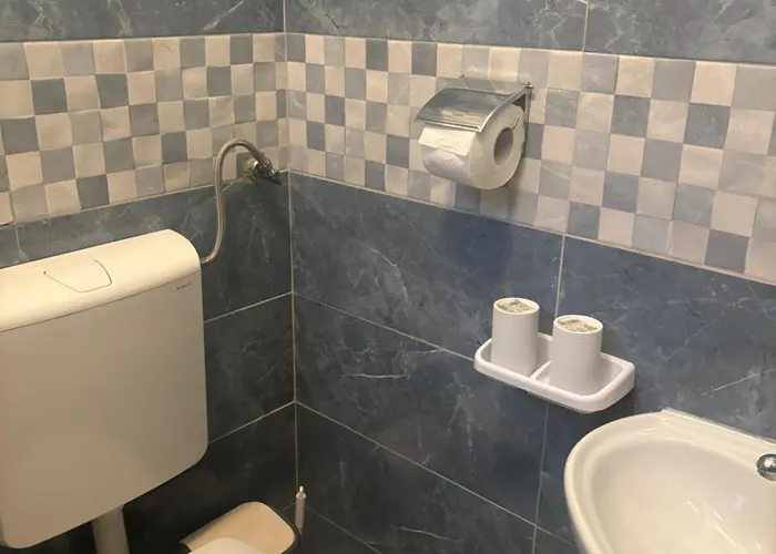 & Semic Gæstehus Opatija